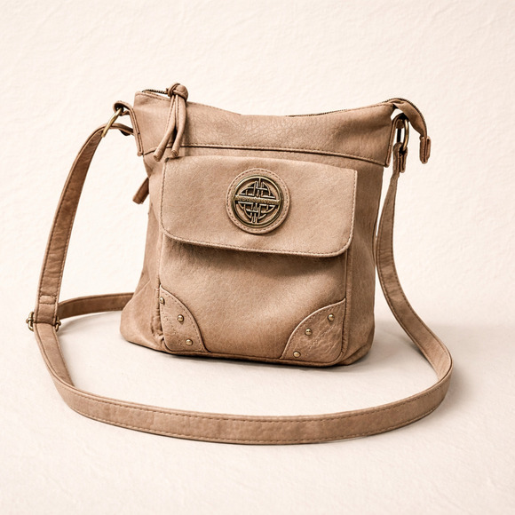 Stone Mountain Handbags - Stone Mountain Crossbody Bag Tan Faux Leather Medium Zip Pocket Adjustable Strap